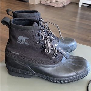 NWT Men’s Sorel Cheyanne Snow Boots